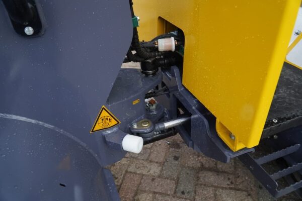 Hoflader 2,2 To. Eurotrac W12-CS Mietmaschine – Bild 5